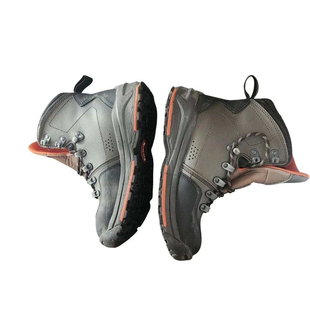 Simms Wading Boots Mens 7 Black Grey Freestone Rubber Sole Hiking Fly Fishing